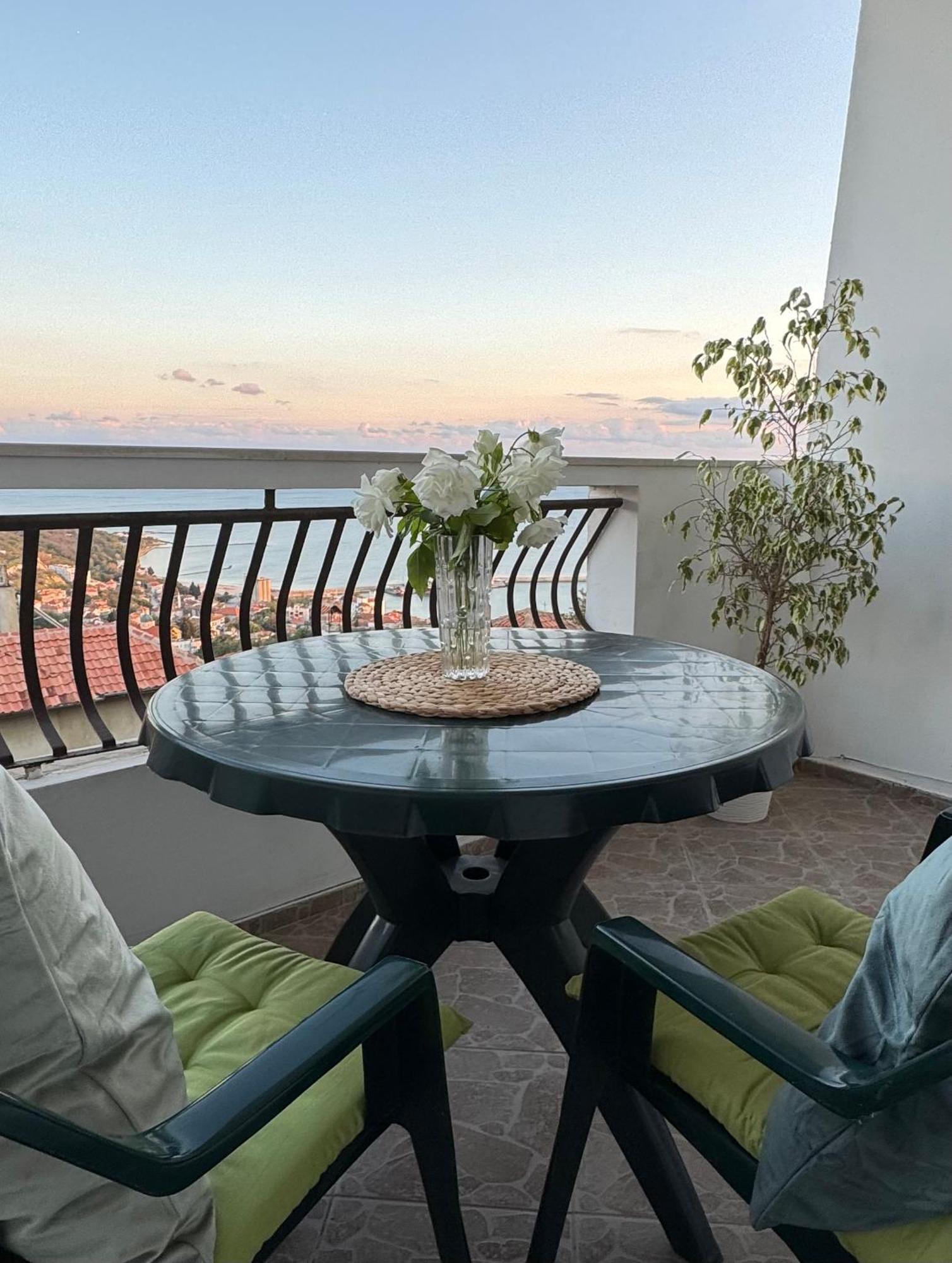 Kakavanen'S Sea View Apartment Балчик Екстер'єр фото